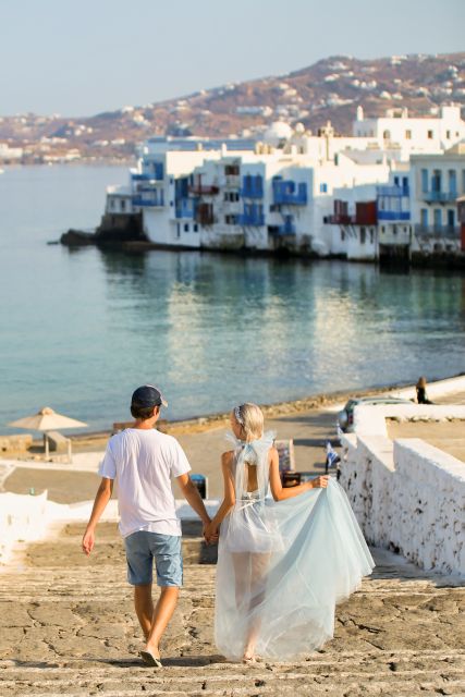 Mykonos: 1 Hour Private Photo Session in Mykonos Town - Accessibility and Group Details