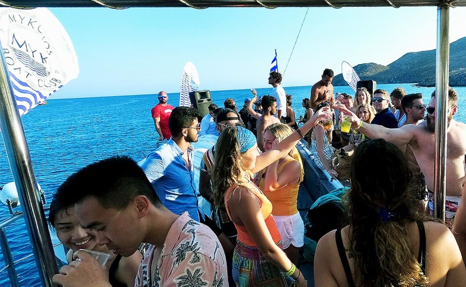 Mykonos: Sunset Boat Party With Open Bar & Live DJ - Participant Suitability