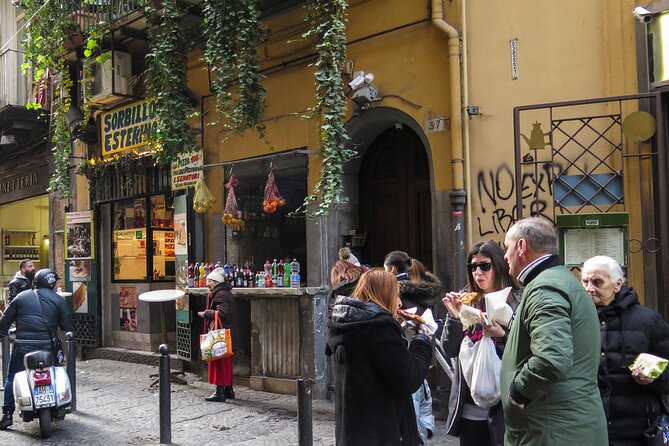 Naples Pizza and More Food Tour - Do Eat Better Experience - Tour Group Size and Accessibility