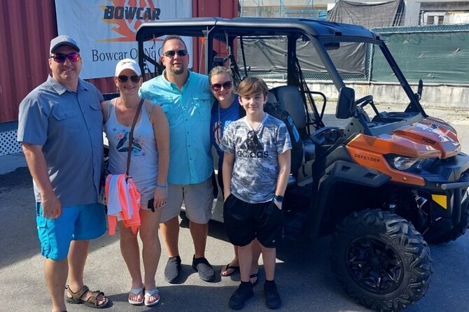 Nassau Narrated Jeep Tour With Full Bahamian Lunch and Drink - Bahamian Lunch Experience