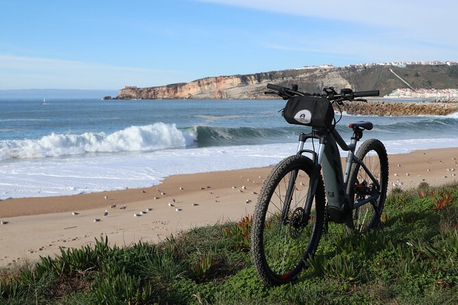 Nazaré E-Bike Rental 4h - Location and Transportation