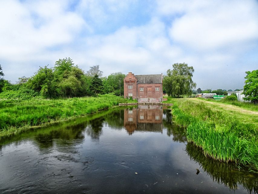 Neuengamme Concentration Camp Memorial: Guided Private Tour - Former Prisoners Barracks