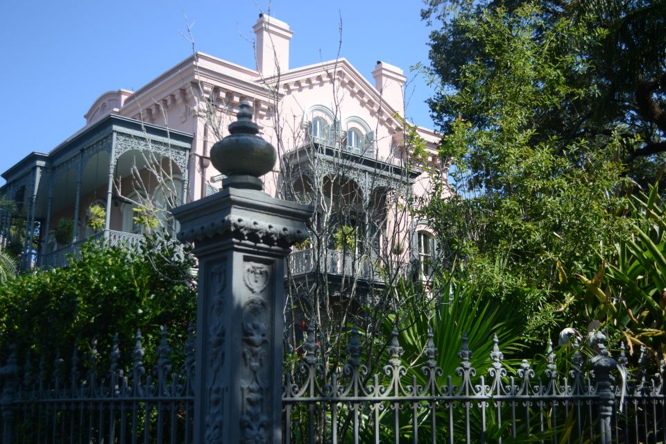 New Orleans: Garden District and French Quarter Bike Tour - Tour Duration and Group Size