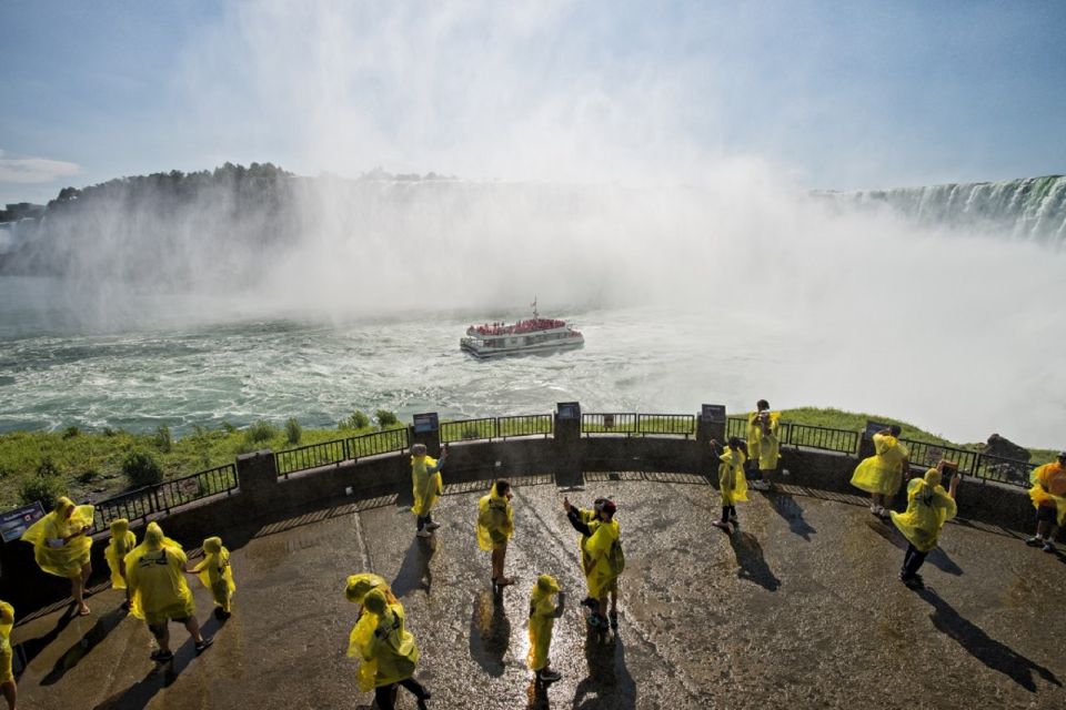 Niagara Falls, Canada: Sightseeing Tour With Boat Ride - Highlights of the Tour