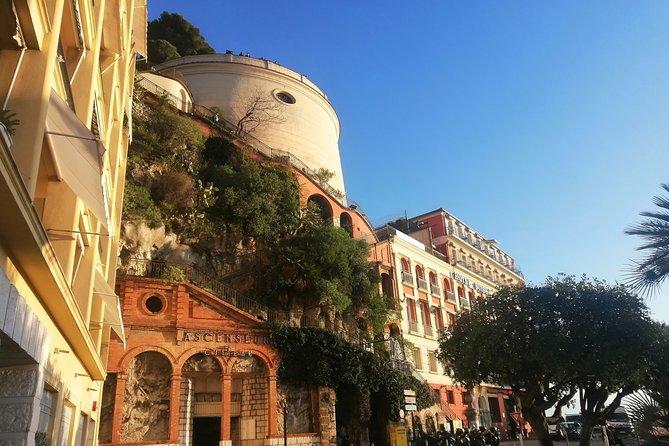 Nice Small-Group Old Town & Castle Hill Cultural Walking Tour With a Local Guide - Group Size and Transportation