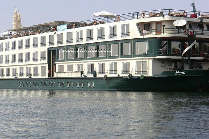 Nile River Dinner Cruise With Open Buffet in Cairo - Why Choose This Cruise