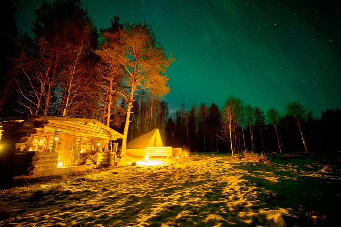 Northern Lights Tour in Atmospheric Cottage - Atmospheric Cottage