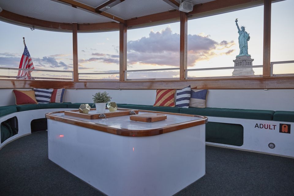 Nyc: Sunset Cruise on a Small Yacht With a Drink - Departure Point