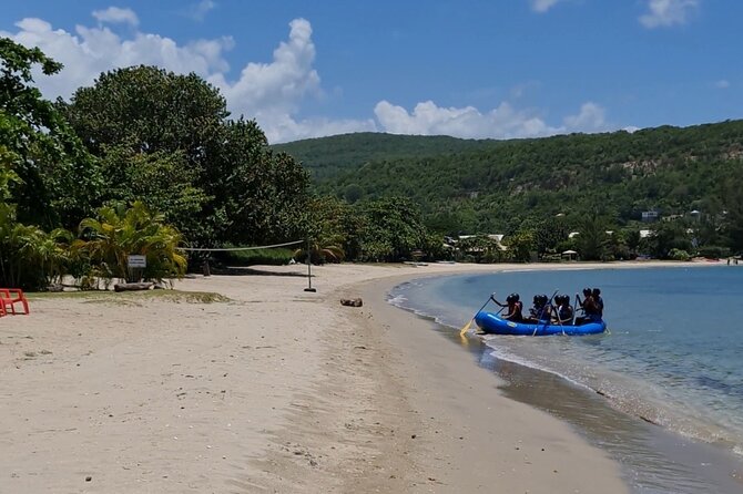 Ocho Rios Shore Excursion: River Rafting and Beach Adventure - Group Size and Participant Requirements