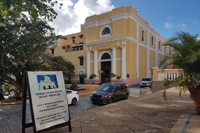 Old San Juan & Santurce History City Tour & Street Art - Strolling Down Isla Verde Beach