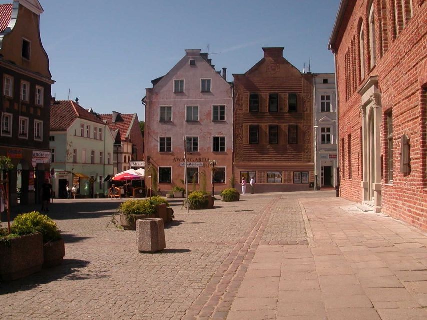 Olsztyn Old Town Highlights Private Walking Tour - Tour Guide and Languages