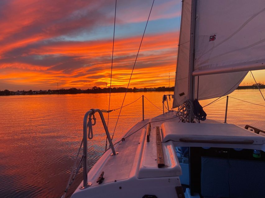 Orlando: Private Sunset Sailing Trip on Lake Fairview - Sailing Lesson