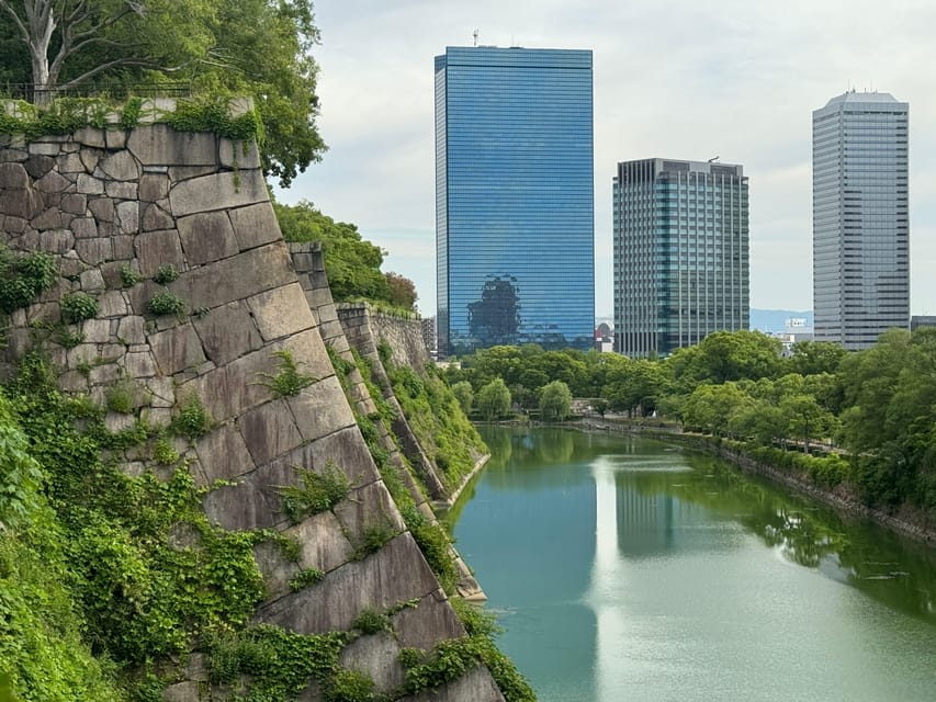 Osaka: Explore Every Bit of Osaka Castle in 3 Hours - Exploring the Castle Park