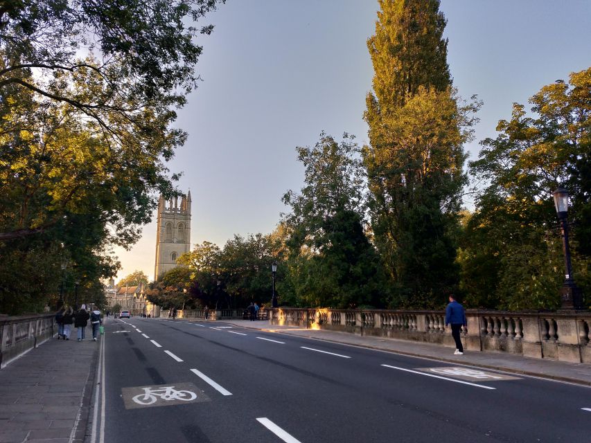 Oxford: C.S. Lewis & J.R.R. Tolkien Guided Walking Tour - Not Included in the Tour