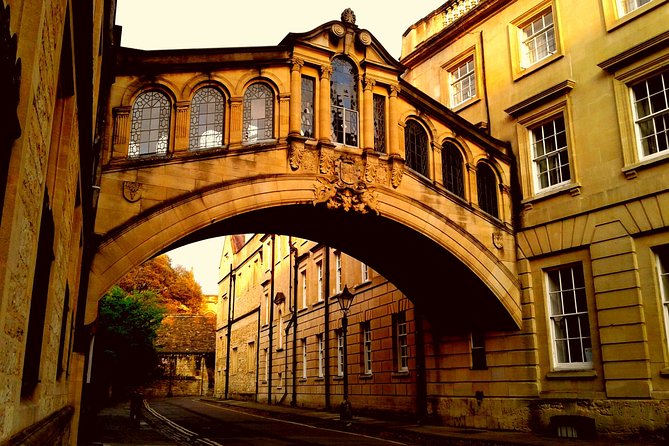 Oxford PRIVATE Pub and City Evening Walking Tour - Accessibility Information