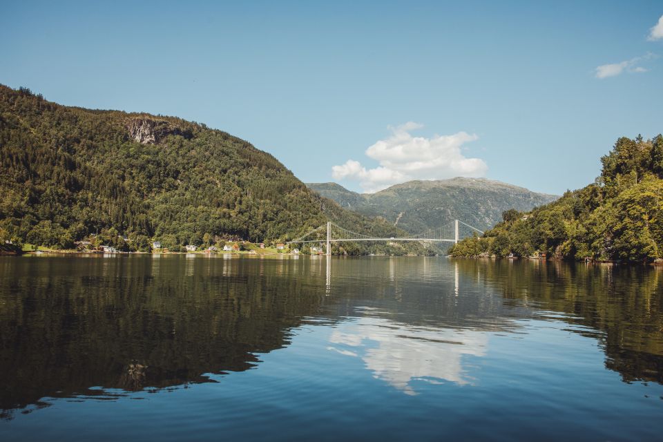 Oystese: Hardangerfjord and Fyksesund RIB Fjord Adventure - History and Culture of Fjord Farms