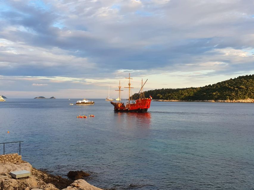 Panoramic Cruise Around Old Town Dubrovnik by Karaka - Meeting Point and Boarding