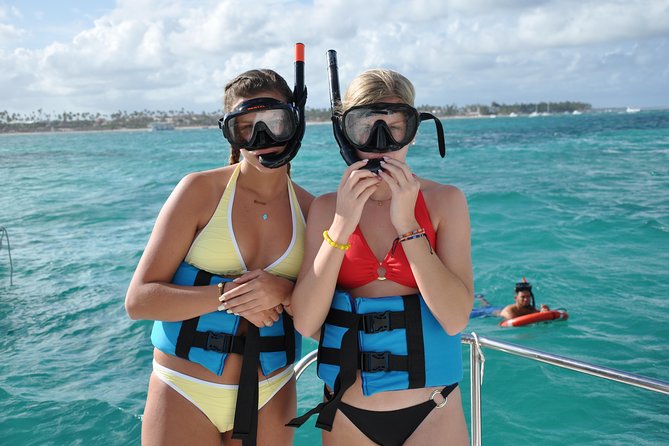 Parasailing, Snorkel Cruise, Sharks and Stingrays Encounter Tour - Roundtrip Transportation