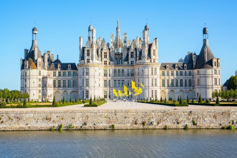 Paris: Château De Chambord and Chenonceau Private Day Trip - Furnished Royal Apartments