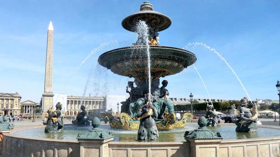 Paris - Historic Guided Walking Tour - Encountering Place De La Concorde