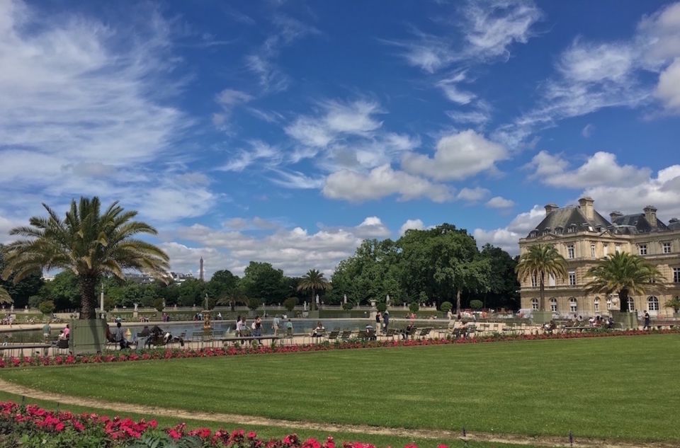 Paris: Latin Quarter Guided Walking Tour in English - Relaxing in Green Spaces