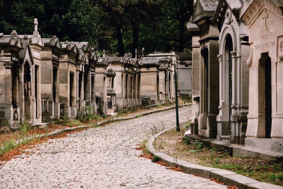 Paris: Père Lachaise Cemetery Walking Tour - Tour Inclusions