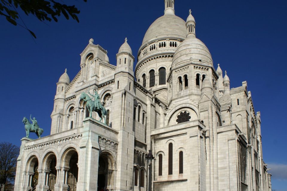 Paris: Private or Shared City Highlights Tour - Explore Historic Areas