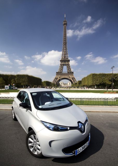 Paris: Private Paris Tour in an Electric Vehicle - Frequently Asked Questions