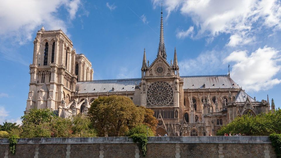 Paris: Sainte-Chapelle, Conciergerie, Notre Dame Guided Tour - French Gothic Architecture of Notre Dame