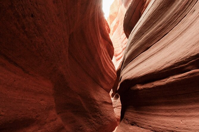 Peekaboo Slot Canyon UTV and Hiking Adventure - UTV and Hiking Adventure