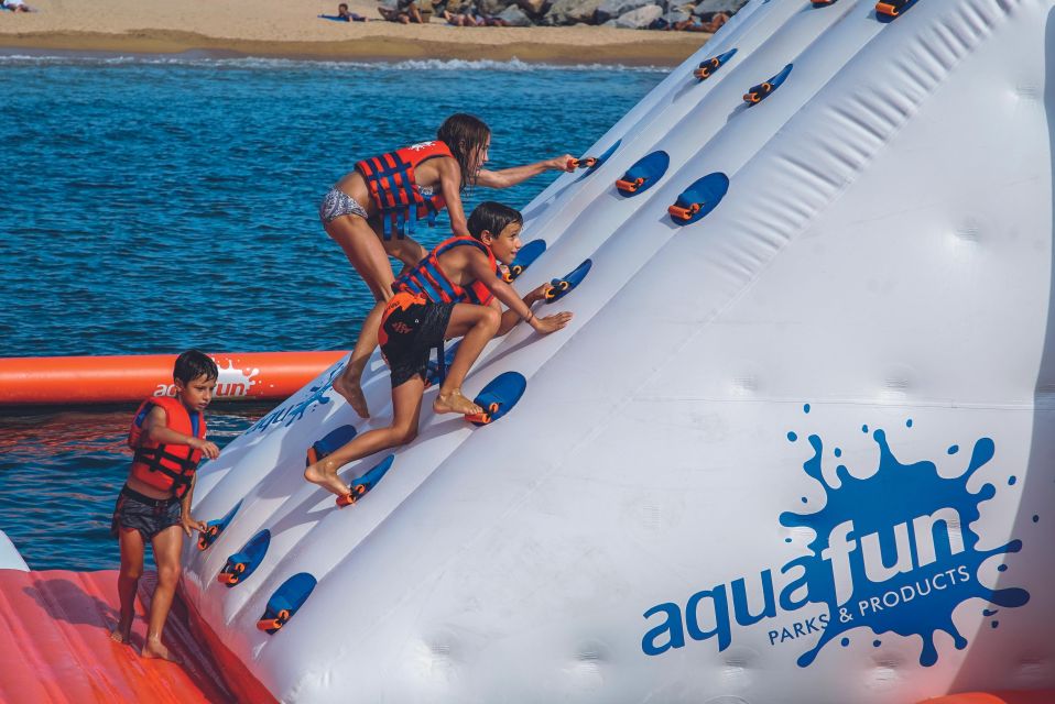 Pêra Armacao: Inflatable Waterpark Entry Ticket - Participant Requirements