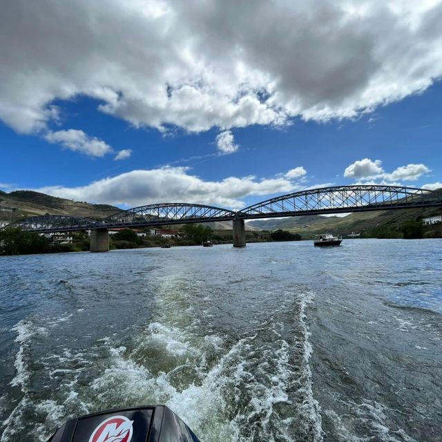 Pinhão: Douro River 1H Boat Trip With Port Wine - Wine Experience