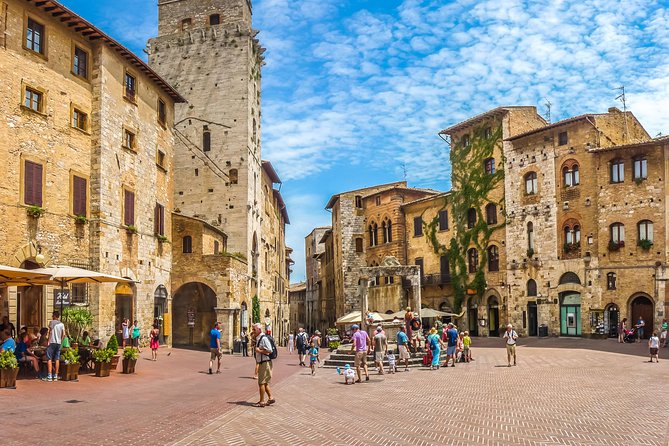 Pisa, Siena and San Gimignano Day Trip With Lunch & Wine Pairing - Leaning Tower of Pisa