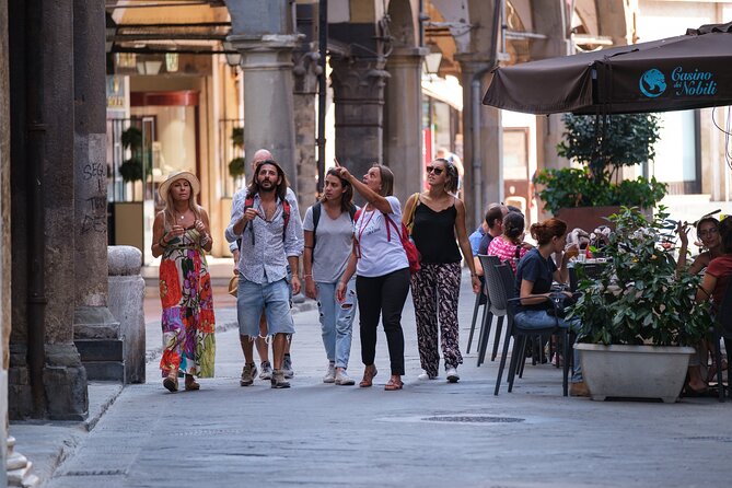 Pisa Sights and Bites Tour With Food Tastings for Small Groups or Private - Food and Beverage Tastings