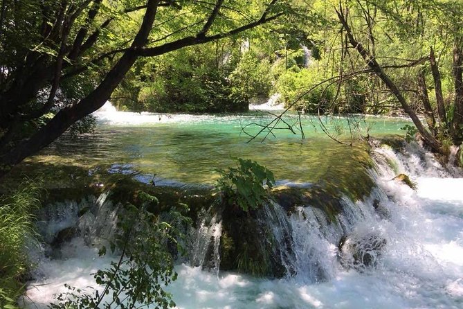 Plitvice Lakes&Rastoke Day Trip From Zagreb (5 H at the Lakes) - Exploring Plitvice Lakes