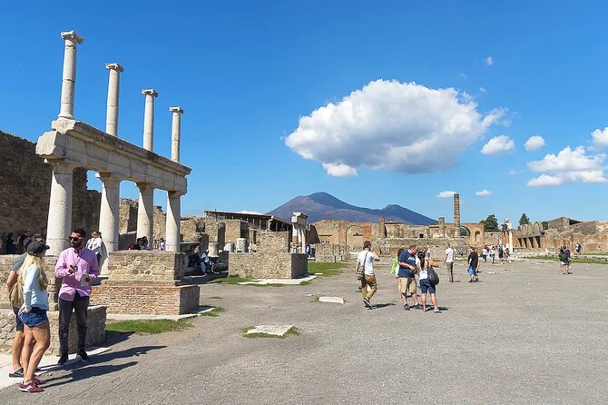 Pompei Three Hours With an Expert Guide - Meeting and Pickup