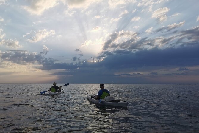 Porec Sunset Sea Kayaking Tour - Group Size