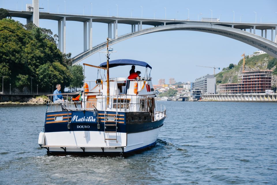 Porto: 6 Bridges Port Wine River Cruise With 4 Tastings - Scenic Journey