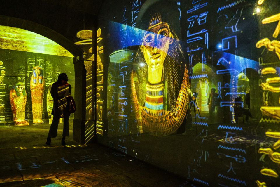 PORTO: Mysterious Egypt - Recreations and Artifacts on Display