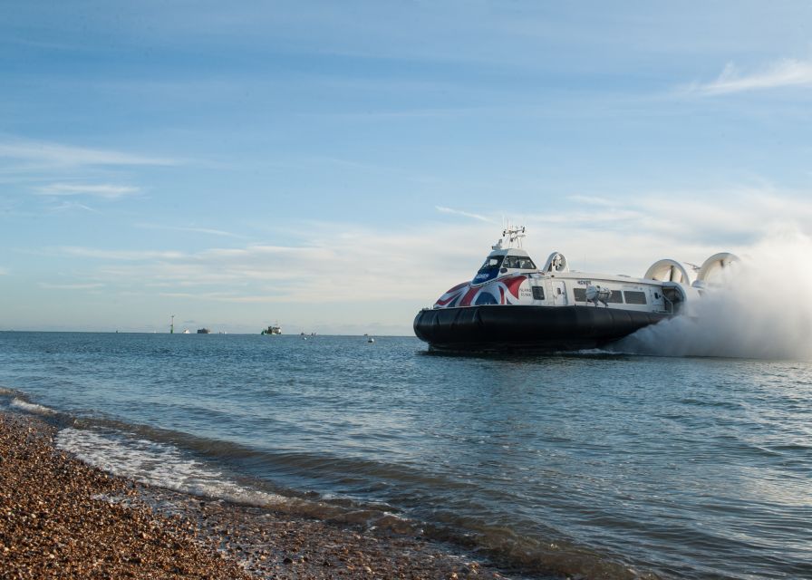 Portsmouth: Hovercraft Flight to the Isle of Wight - Accessibility and Multilingual Service