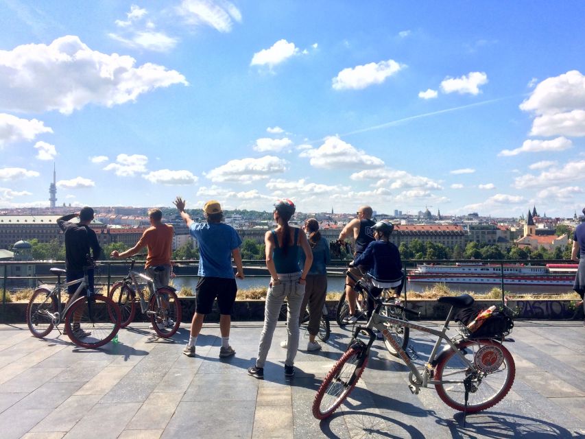 Prague: Stunning Viewpoints, Castle, City & Park E-Bike Tour - Participant Requirements and Restrictions