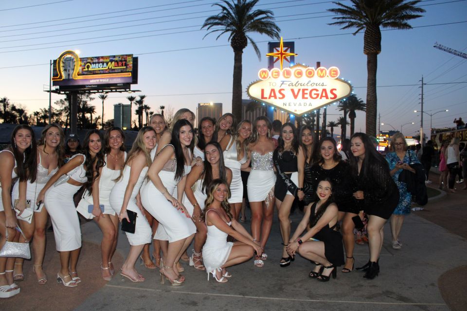 Private 2-Hour LV Limo Tour With Champagne and LV Goodies - Transportation