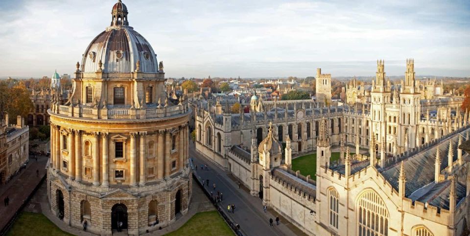 Private 8 Hours Day Tour From London to Oxford - Taking in Trinity College