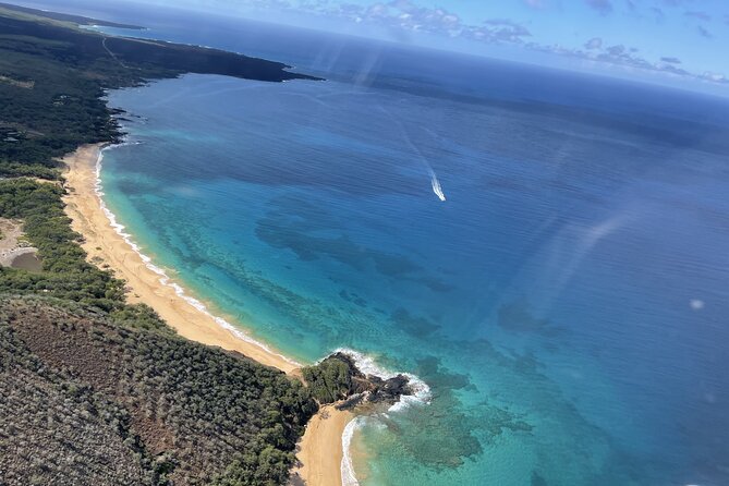 Private Air Tour 3 Islands of Maui for up to 3 People See It All - Participant Requirements