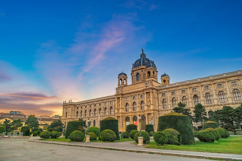 Private Day Trip From Budapest to Vienna and Back - Customization and Flexibility