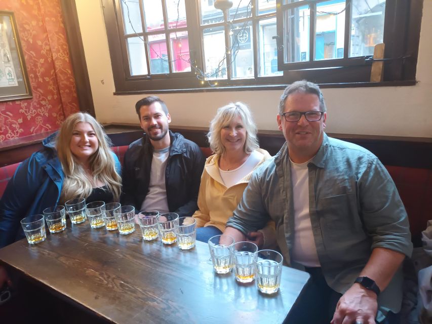 Private Edinburgh Walk & Whisky Tour - Private Tour of Edinburgh