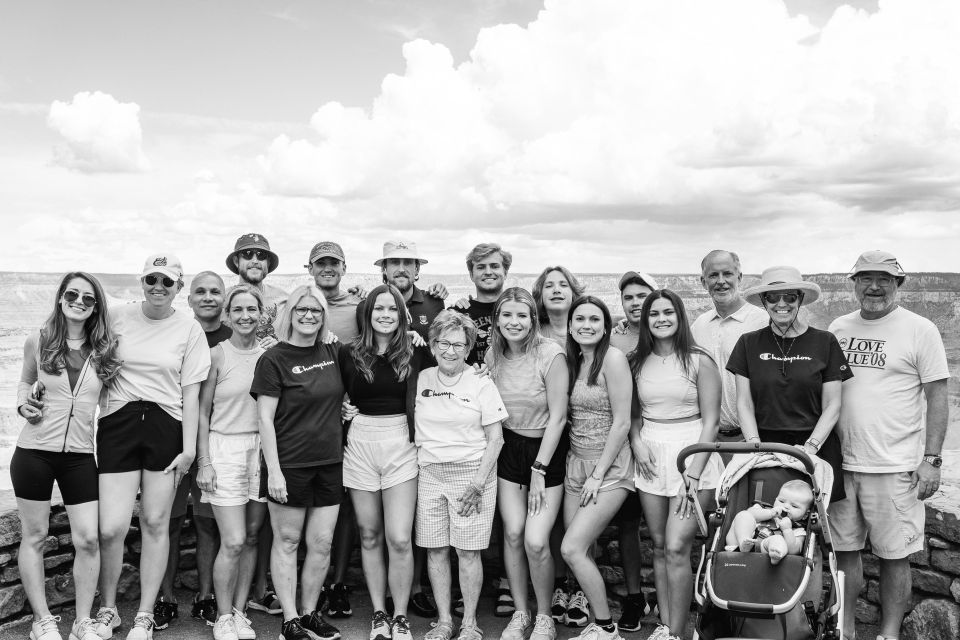 Private Professional Photoshoot Session in Grand Canyon - Meeting Point Arrangement