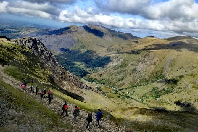 Private Snowdonia's Mountains, Lakes & Mines Tour - Discovering Welsh Culture and Heritage