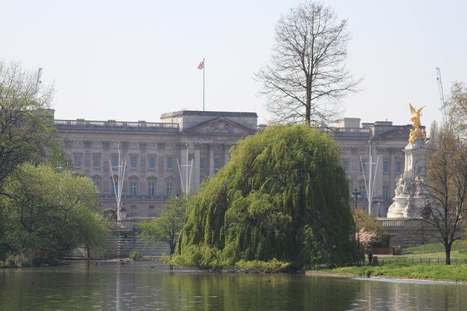 Private Tour, Entry to Westminster Abbey and London Highlights - Trafalgar Square