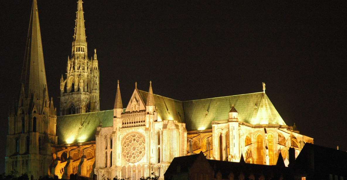 Private Tour of Chartres Town From Paris - Historic Center of Chartres